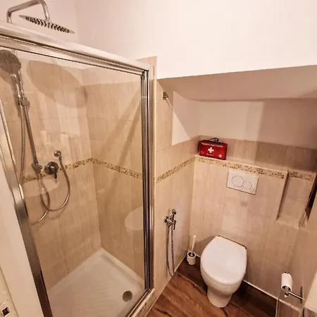 La Casa Dell'uva, Daire